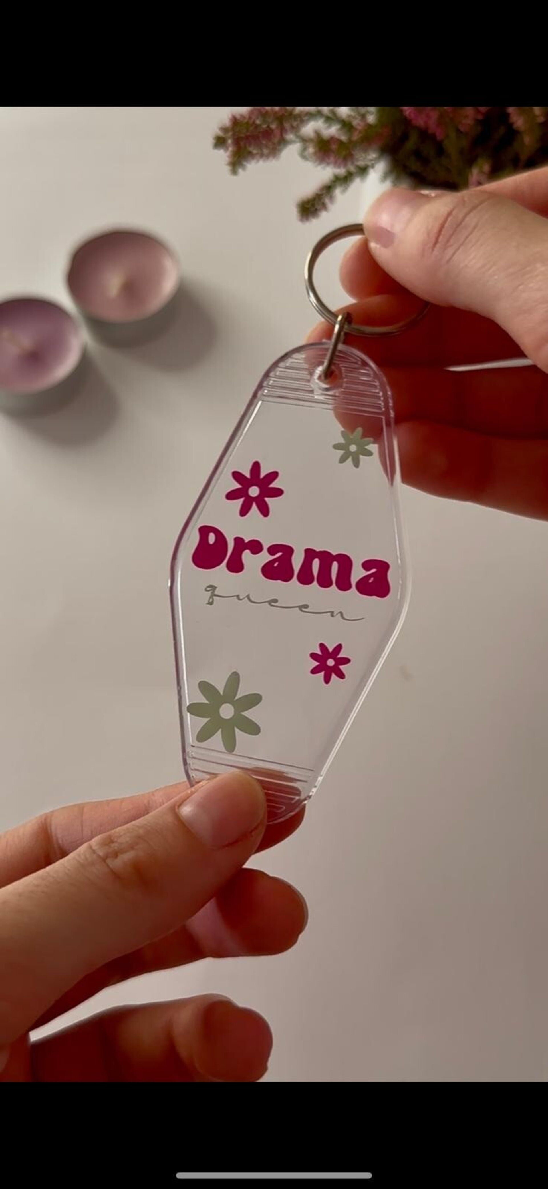 Llavero motel "DRAMA QUEEN" - 1