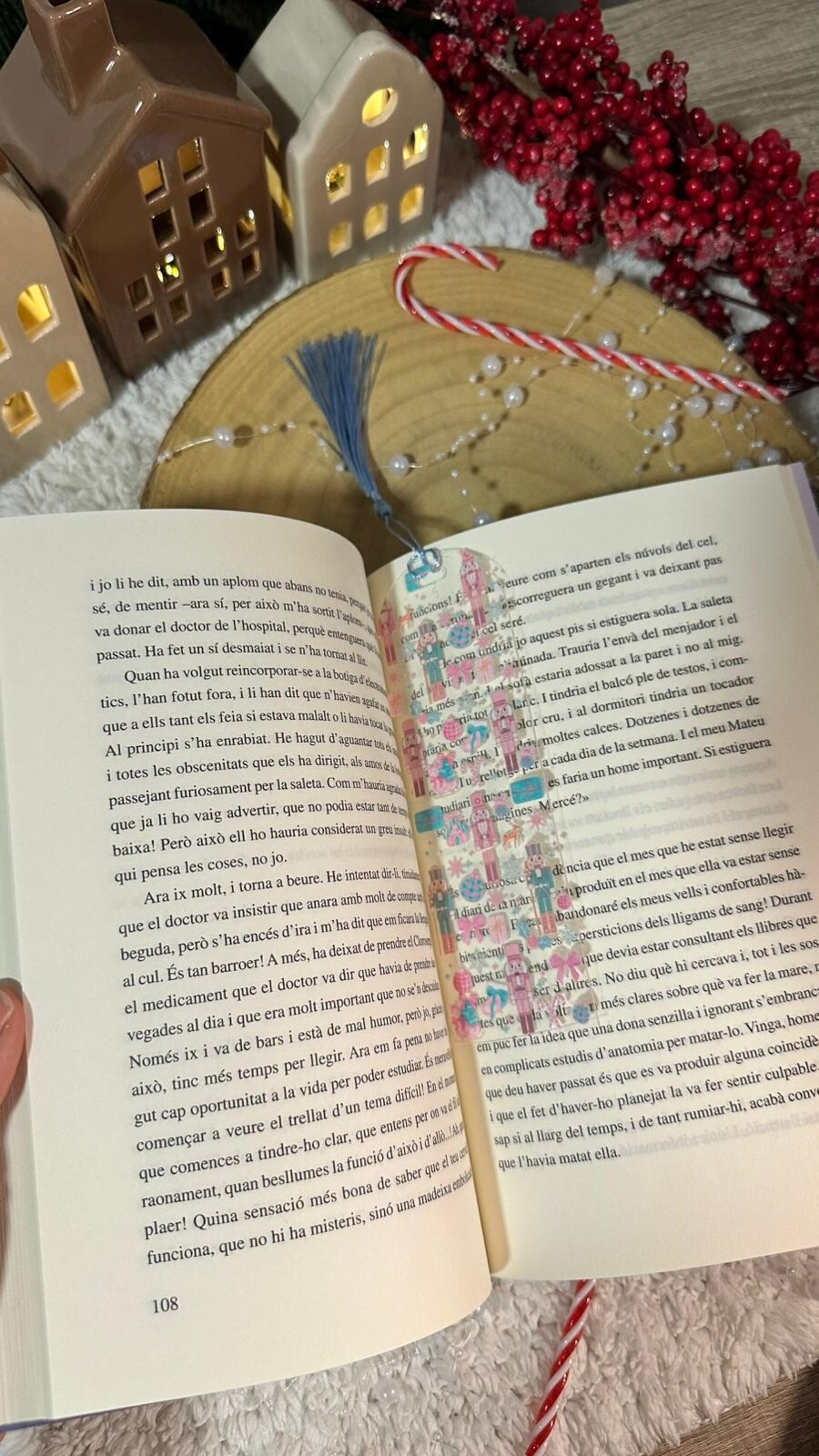 MARCAPÁGINAS "CASCANUECES" - 2