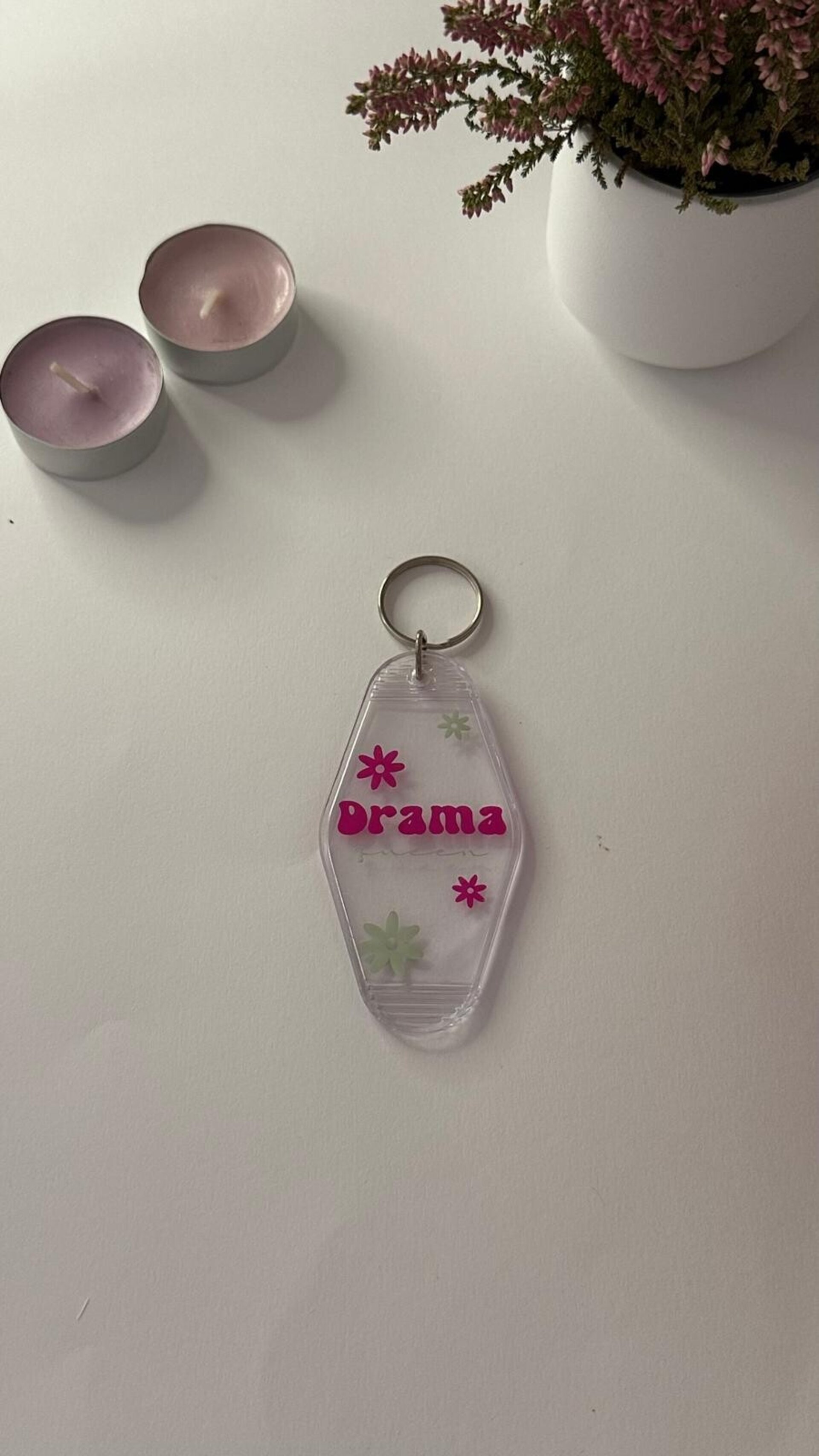 Llavero motel "DRAMA QUEEN" - 2